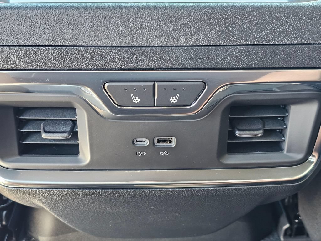 New 2026 Chevrolet Silverado 1500 High Country w/ Technology Package AWD/4WD image 18