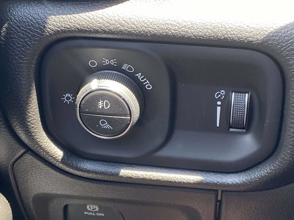 New 2026 RAM 1500 Express AWD/4WD image 55