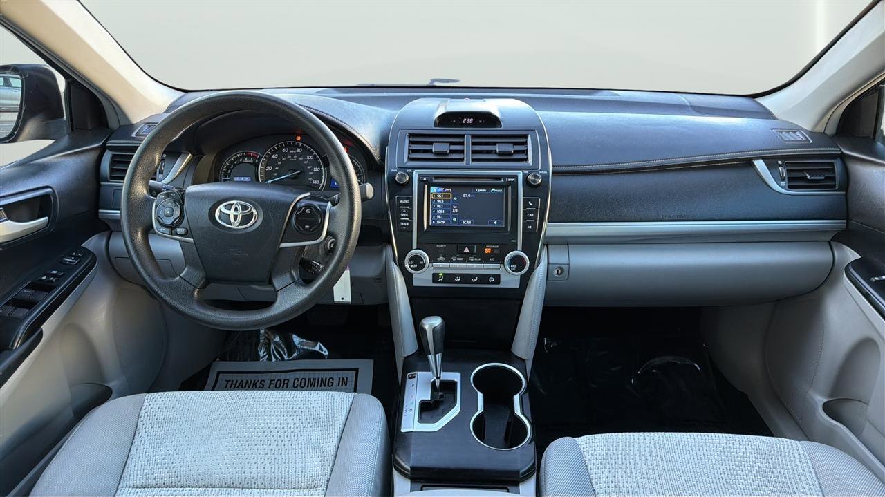 Used 2012 Toyota Camry LE FWD image 20