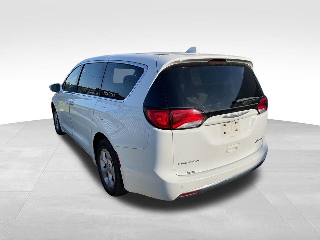 Used 2018 Chrysler Pacifica Touring Plus FWD image 7