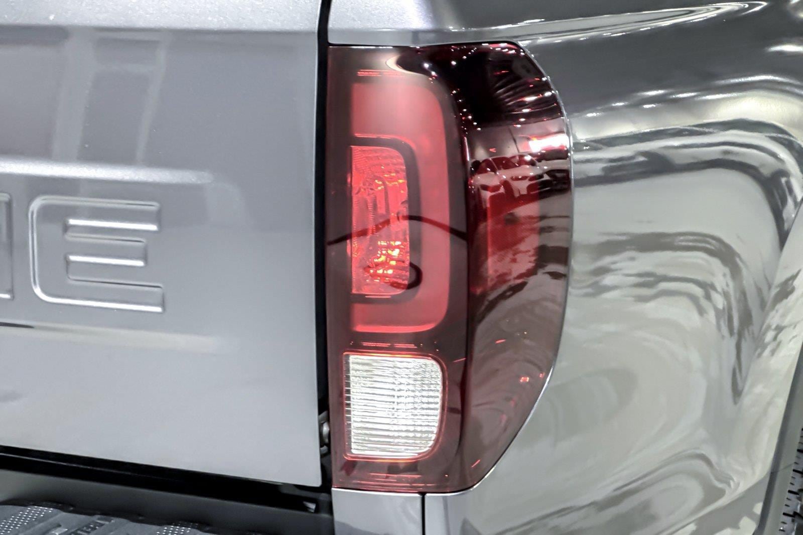 New 2026 Honda Ridgeline RTL image 17