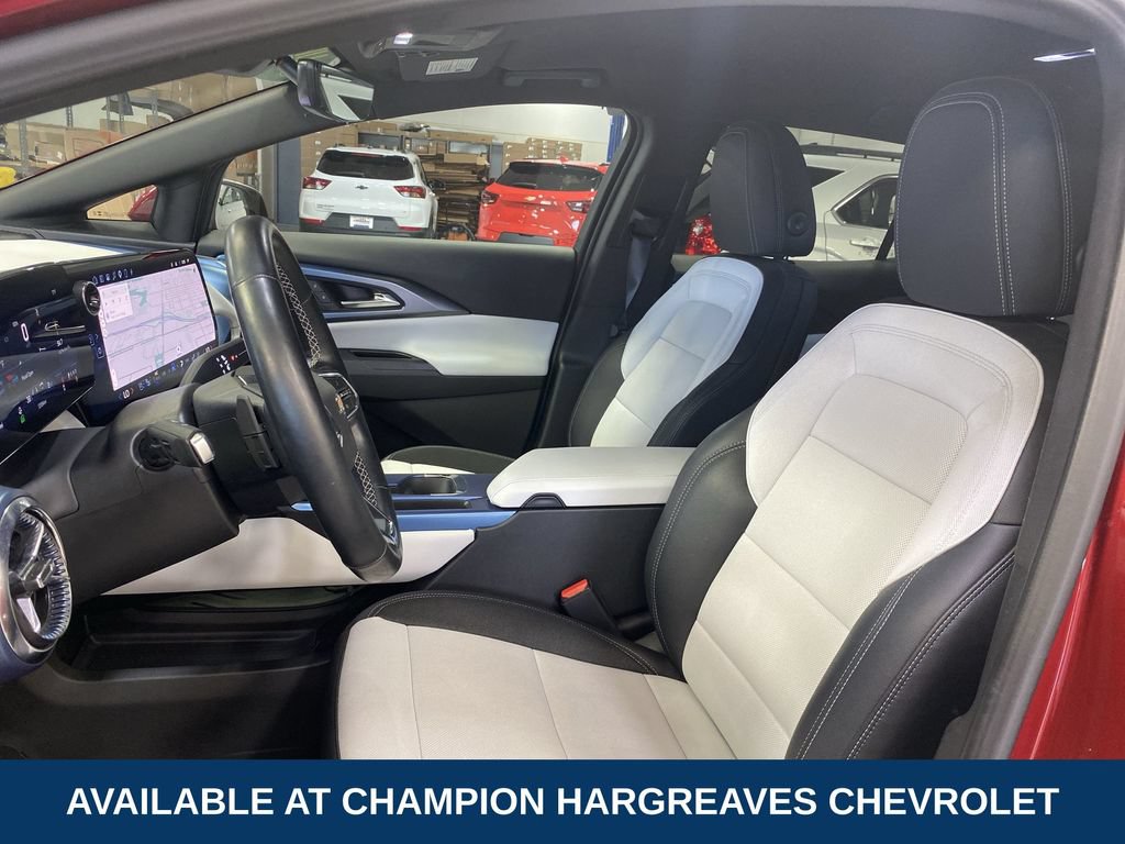 Used 2025 Chevrolet Equinox EV LT w/ Convenience Package II FWD image 26