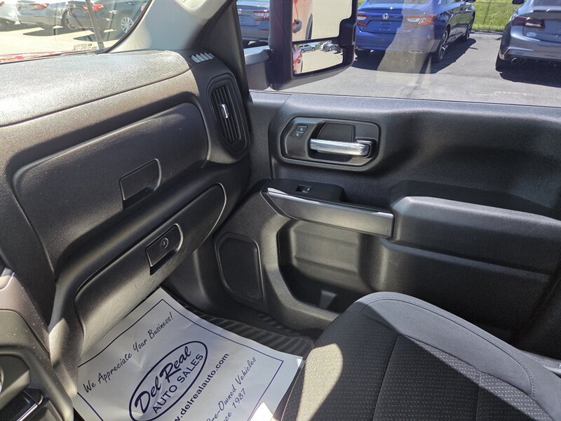 Used 2020 Chevrolet Silverado 2500 Custom w/ Custom Value Package AWD/4WD image 20