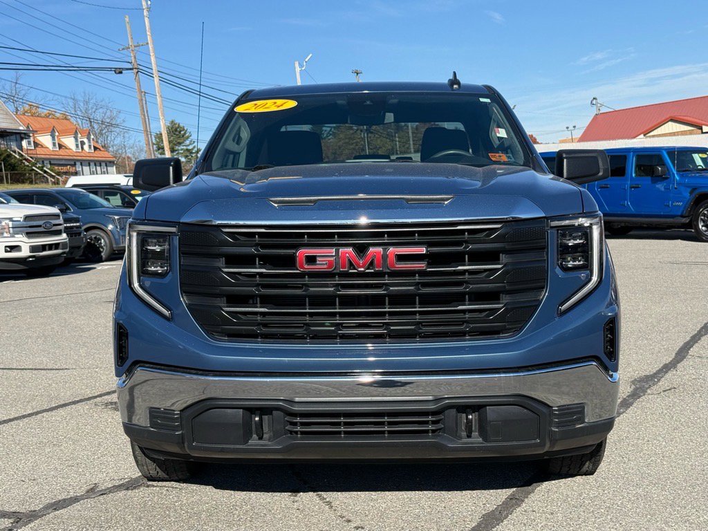 Used 2024 GMC Sierra 1500 Pro w/ Pro Value Package image 9