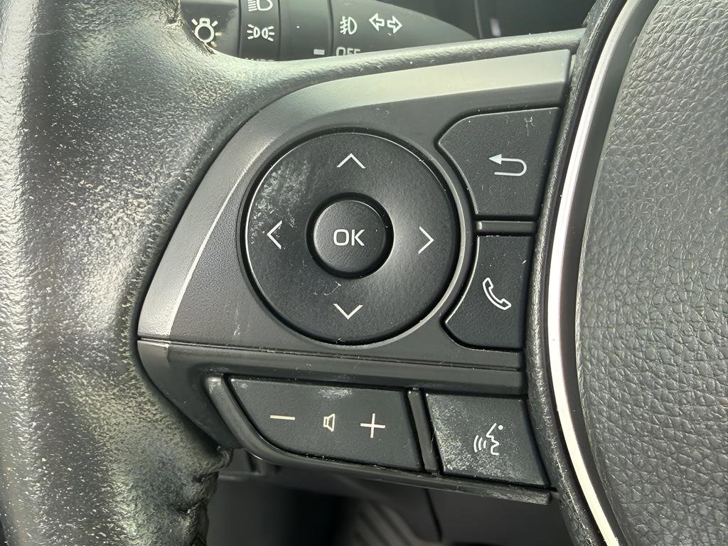 Used 2023 Toyota Corolla Cross XLE w/ Convenience Package AWD/4WD image 15