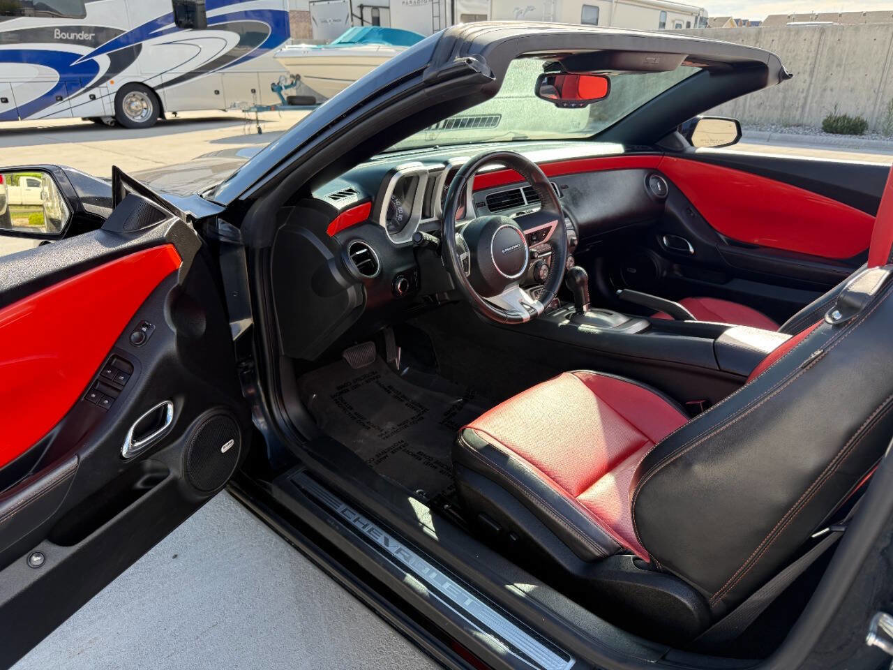 Used 2011 Chevrolet Camaro SS w/ RS Package image 23