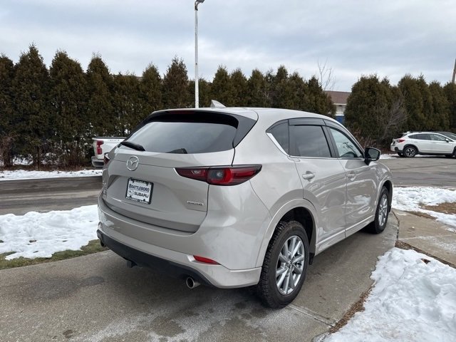 Used 2024 MAZDA CX-5 AWD 2.5 S w/ Select Package image 3