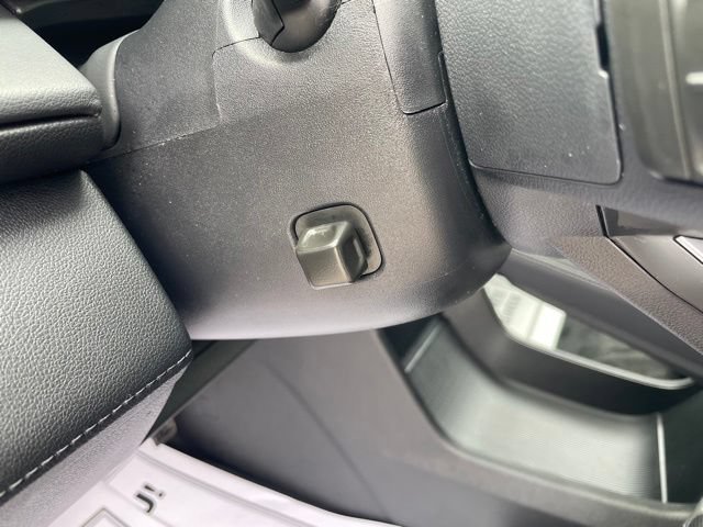 Used 2025 Buick Enclave Avenir w/ Super Cruise Package FWD image 19