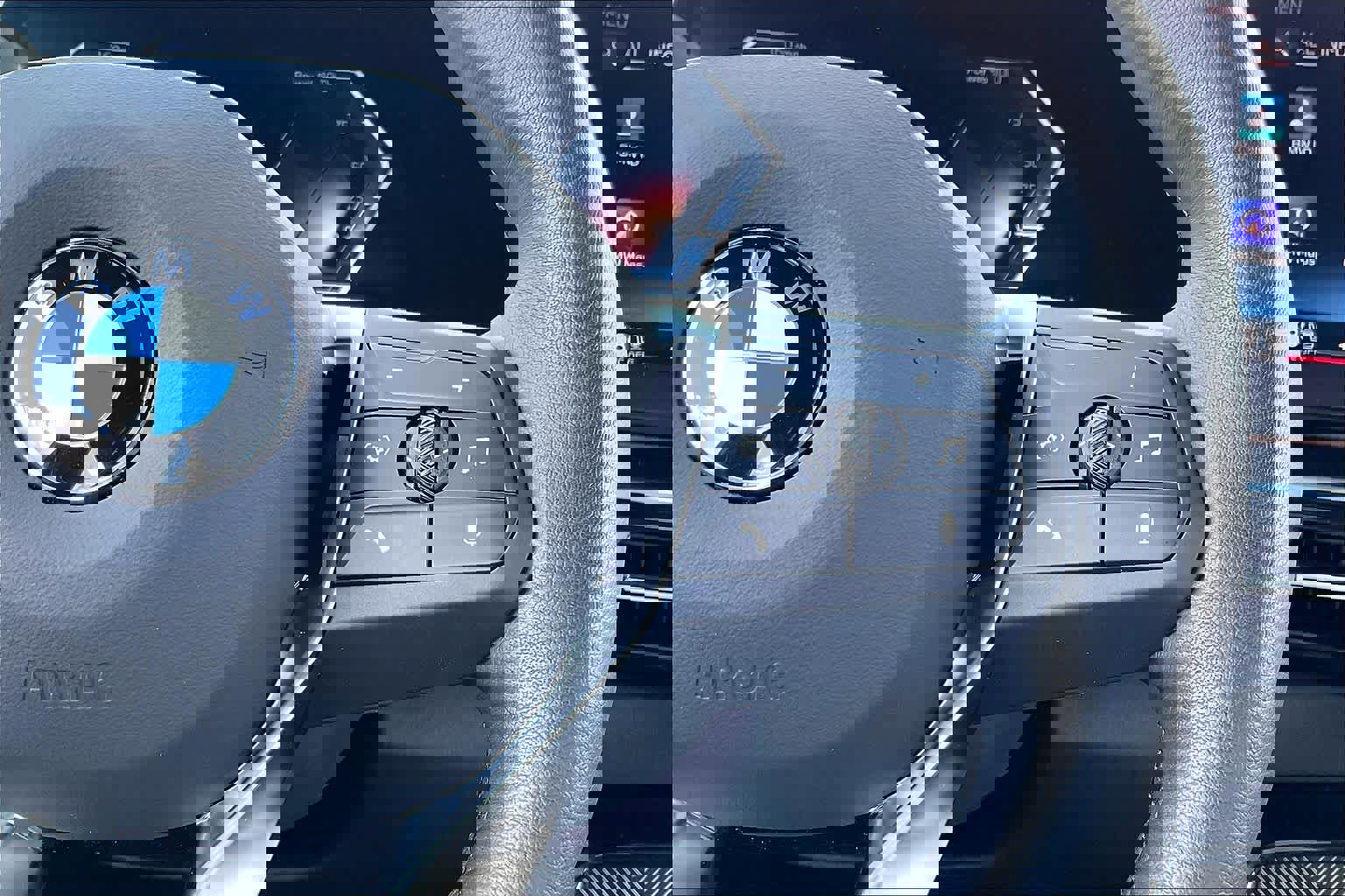 Certified 2025 BMW X2 xDrive28i image 26