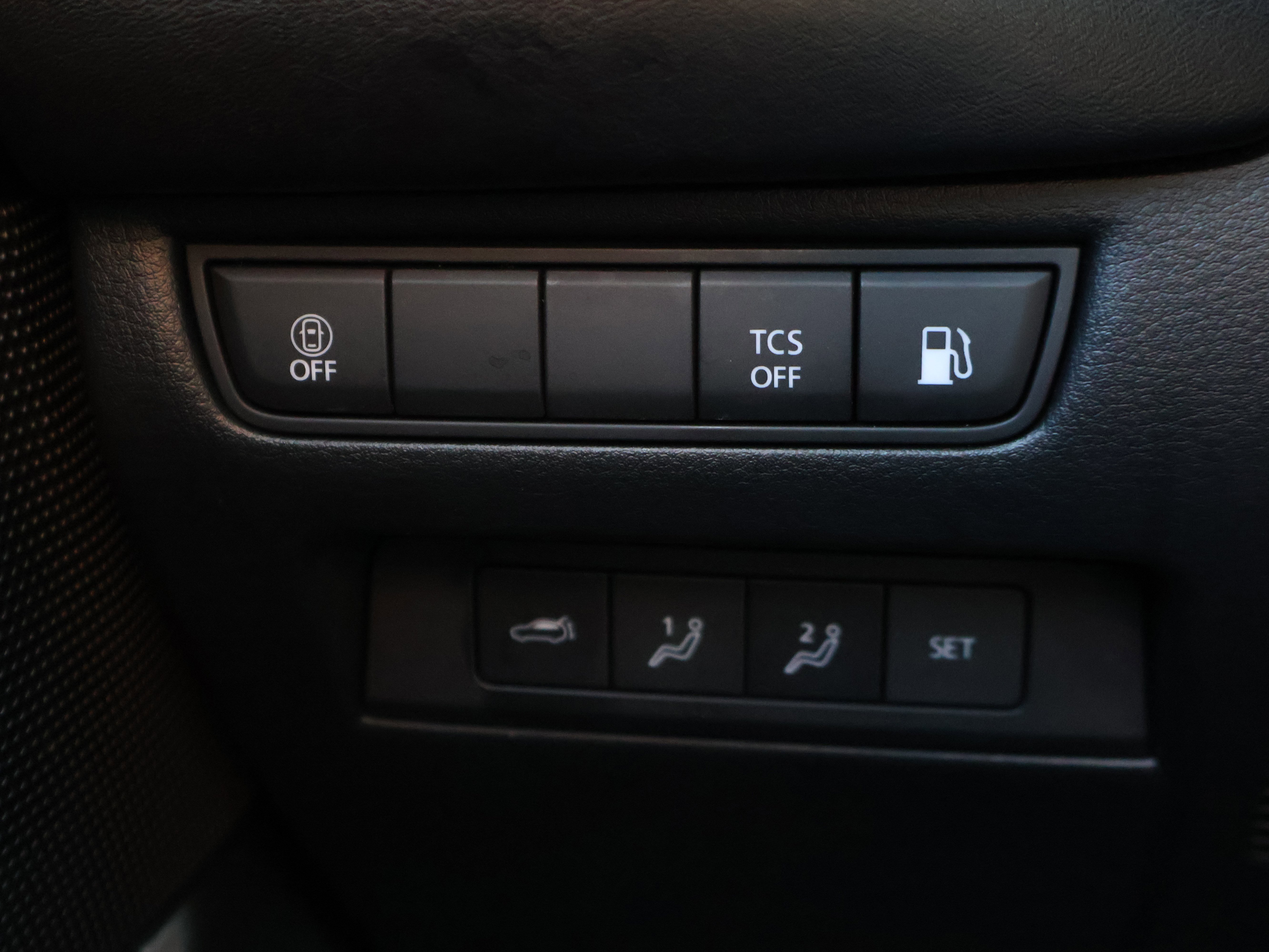 Certified 2025 MAZDA CX-50 AWD 2.5 Hybrid image 39