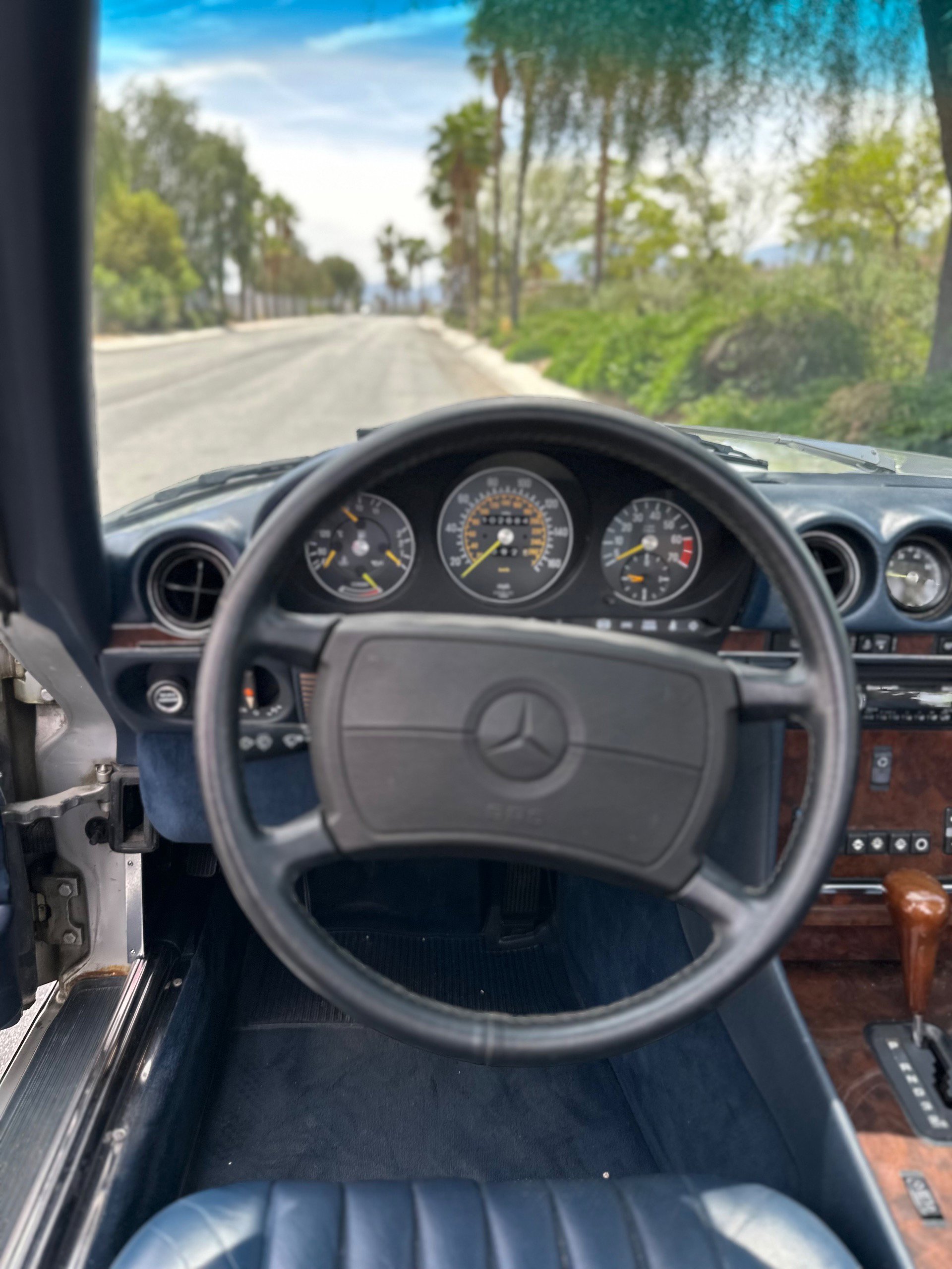 Used 1988 Mercedes-Benz 560 SL image 39