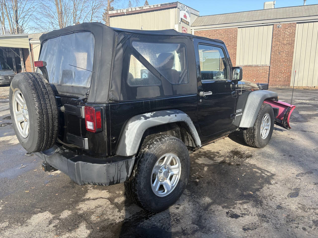 Used 2012 Jeep Wrangler Sport w/ Connectivity Group AWD/4WD image 6