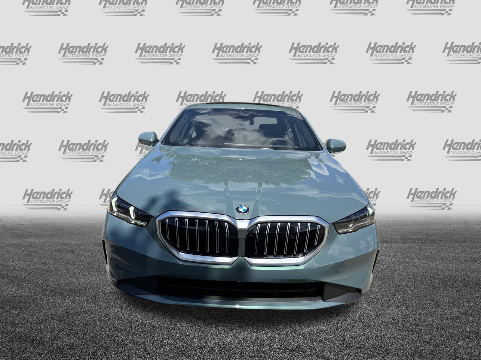 Used 2026 BMW 540i xDrive AWD/4WD image 3