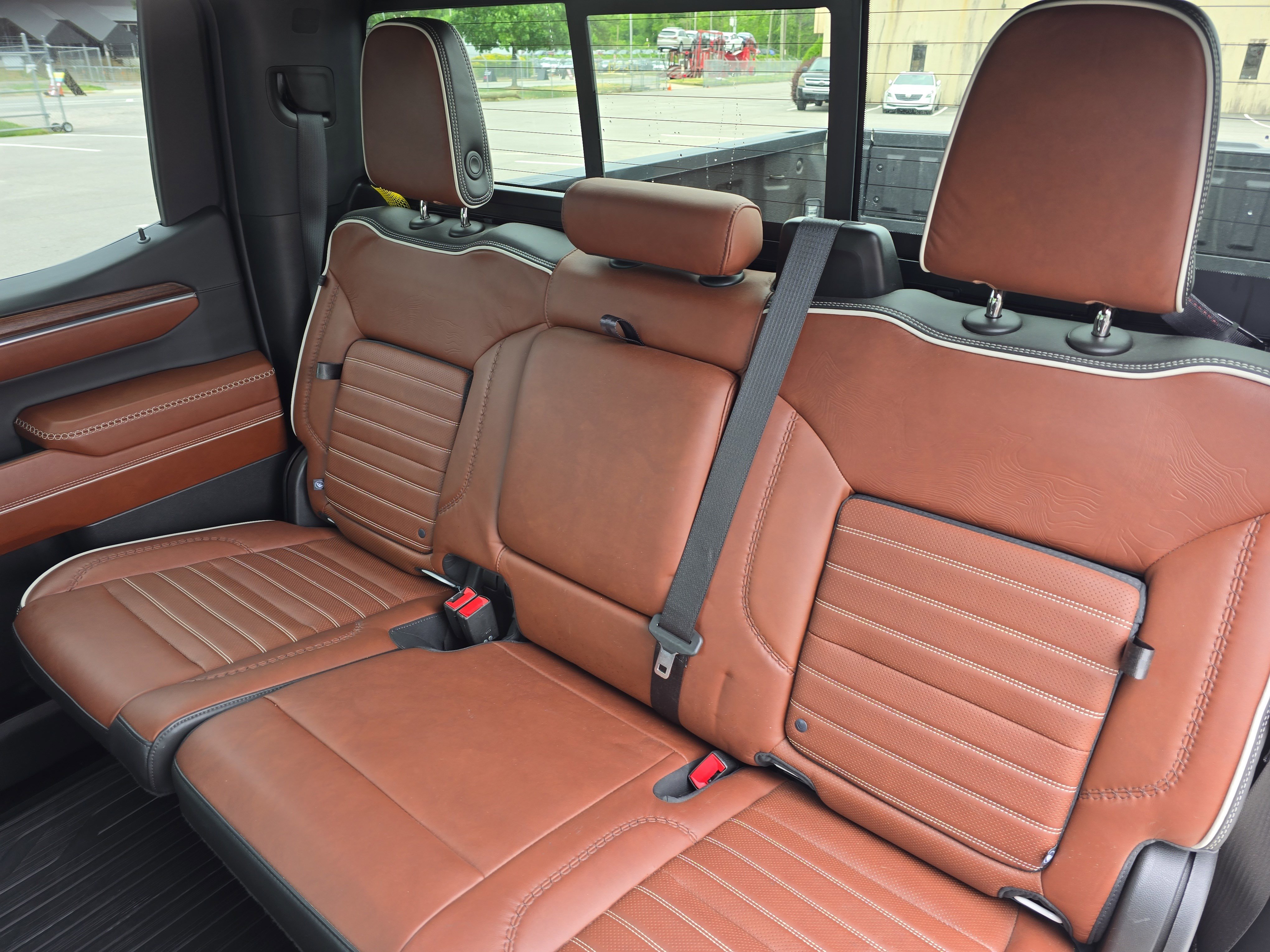 Used 2023 GMC Sierra 1500 Denali Ultimate AWD/4WD image 13