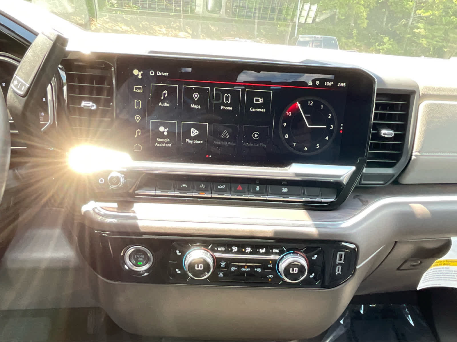 Used 2024 GMC Sierra 1500 SLT AWD/4WD image 18