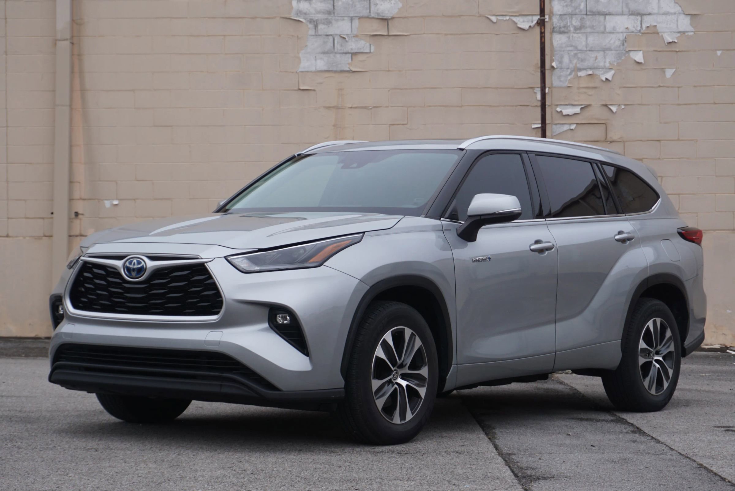 Used 2021 Toyota Highlander XLE