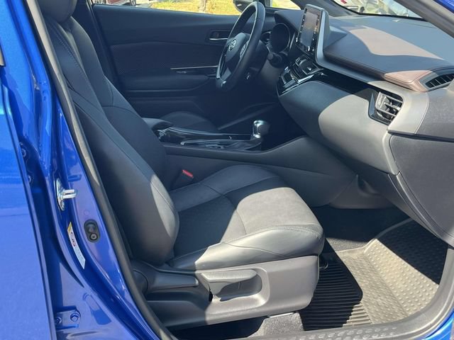 Used 2019 Toyota C-HR Limited FWD image 22