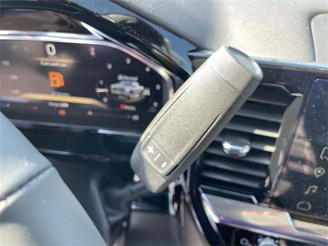 New 2026 GMC Sierra 1500 SLT image 19