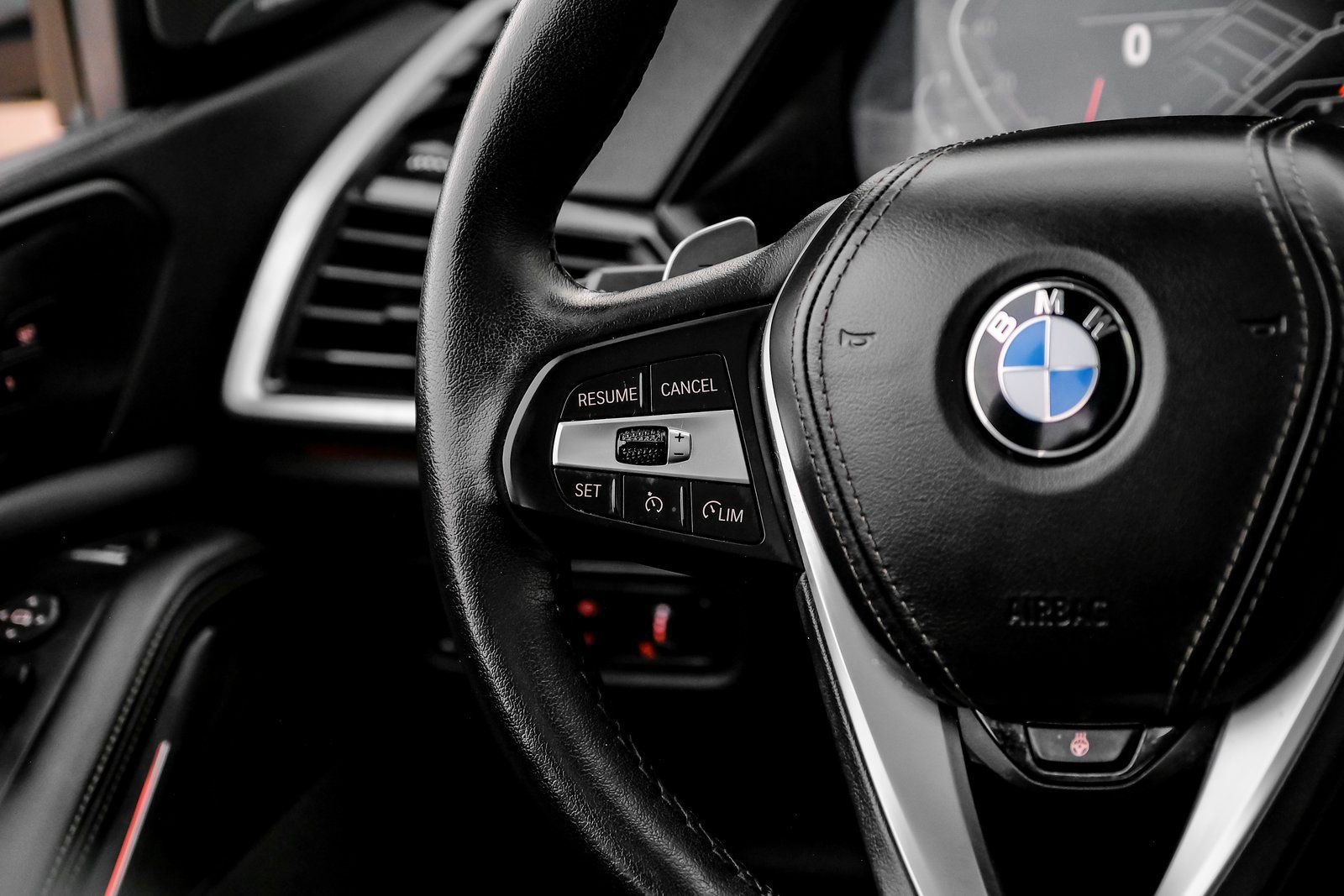 Used 2023 BMW X5 xDrive40i w/ Premium Package image 19