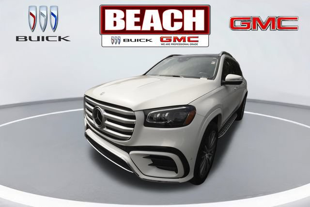 Used 2025 Mercedes-Benz GLS 580 4MATIC image 7