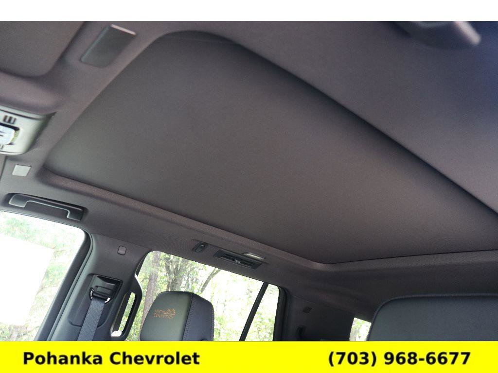 New 2026 Chevrolet Tahoe High Country AWD/4WD image 22
