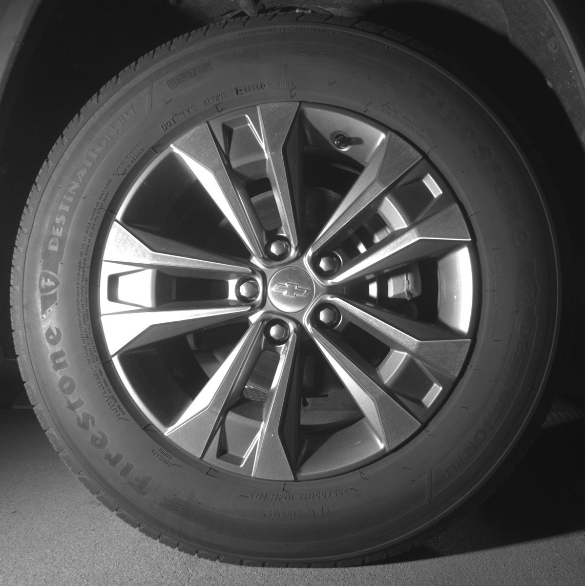 Used 2025 Chevrolet Equinox LT FWD image 13