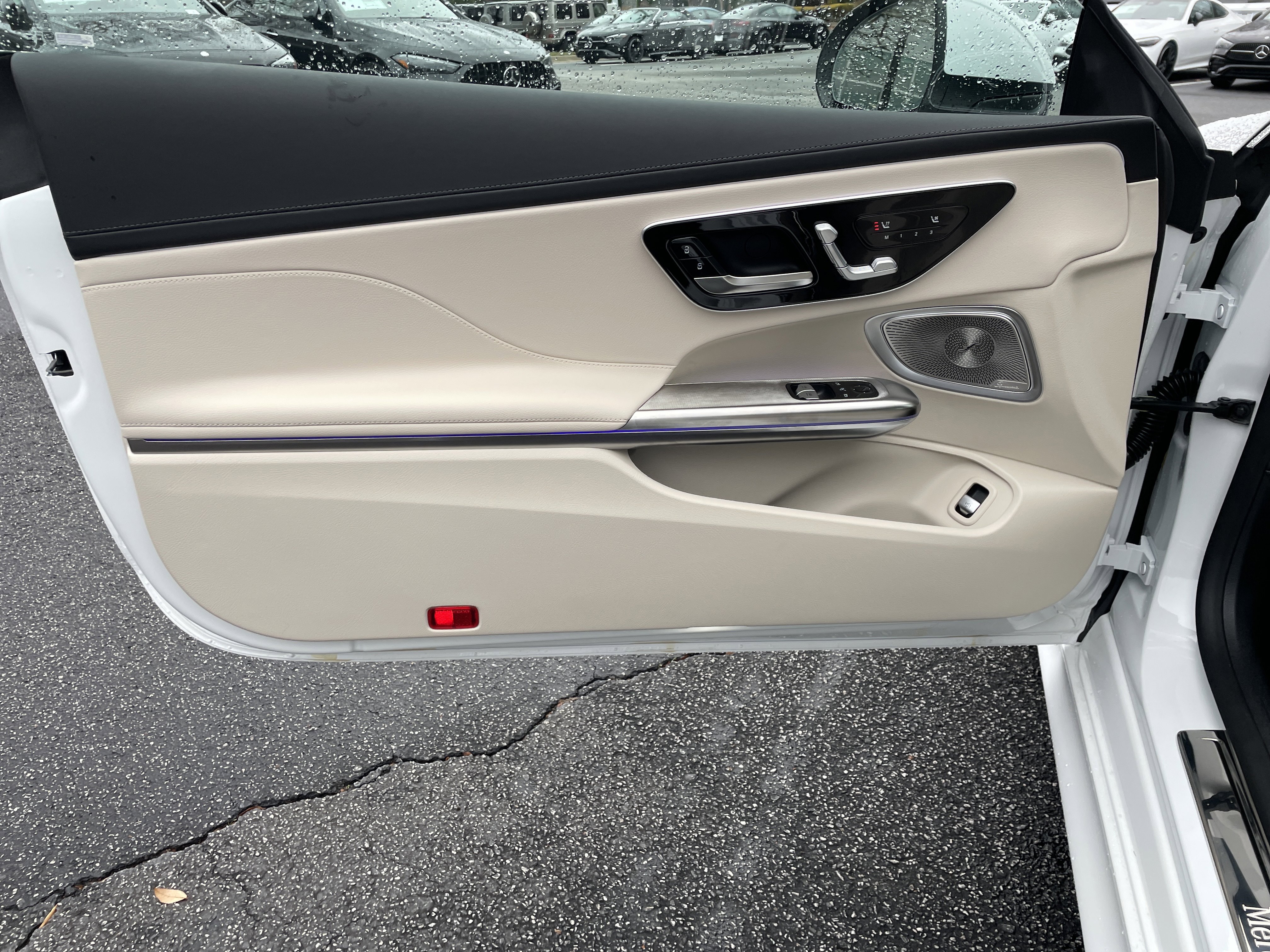 New 2026 Mercedes-Benz CLE 300 4MATIC Coupe image 15