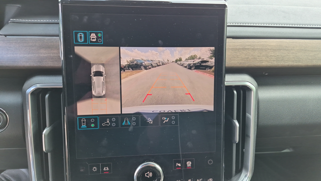 New 2027 GMC Acadia Denali Ultimate w/ LPO, Floor Liner Package AWD/4WD image 18