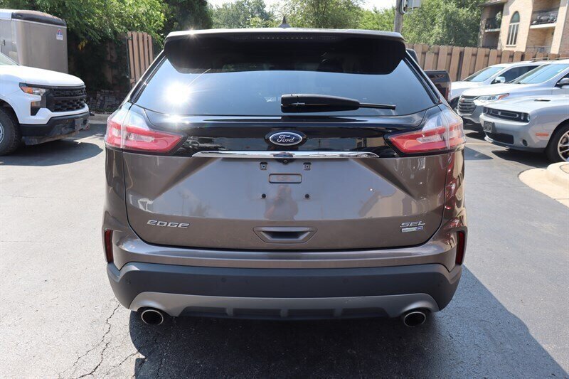 Used 2019 Ford Edge SEL w/ Equipment Group 201A AWD/4WD image 6