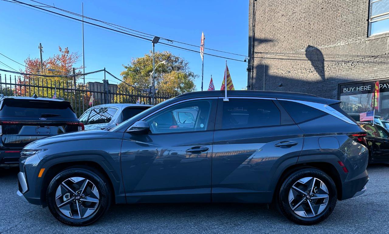 Used 2025 Hyundai Tucson SEL FWD image 4