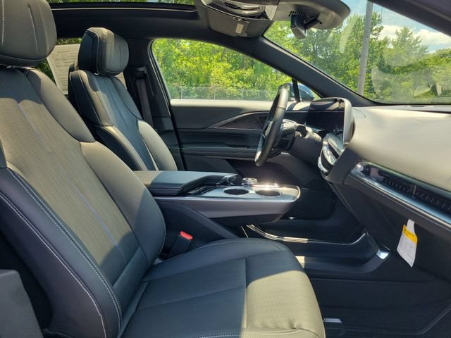 Certified 2024 Cadillac Lyriq Sport AWD/4WD image 28