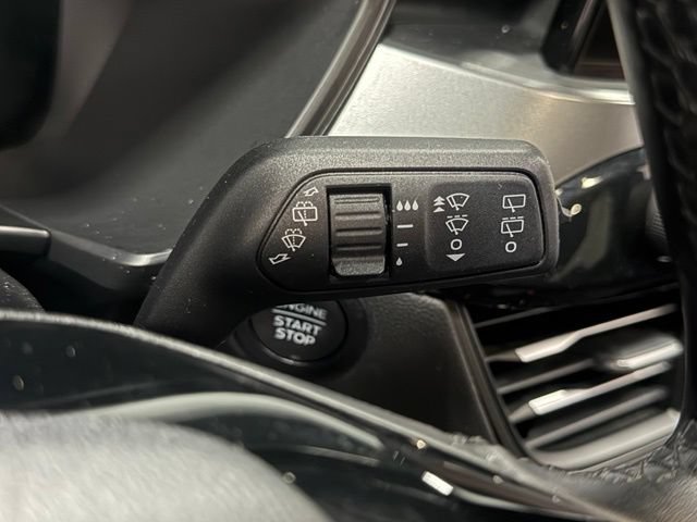 Certified 2024 Ford Escape Active AWD/4WD image 19