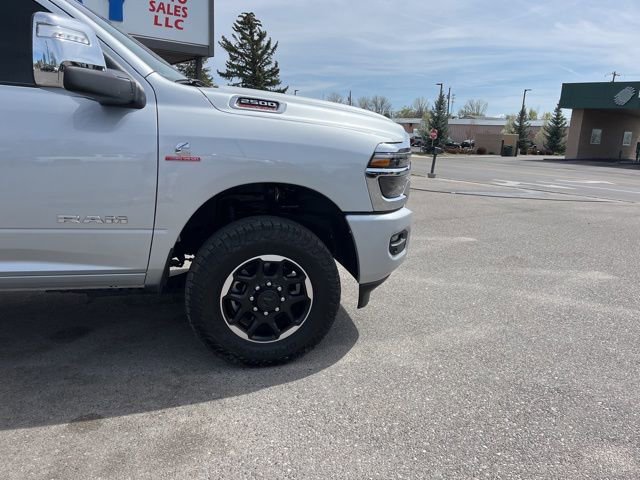 Used 2026 RAM 2500 Laramie AWD/4WD image 15
