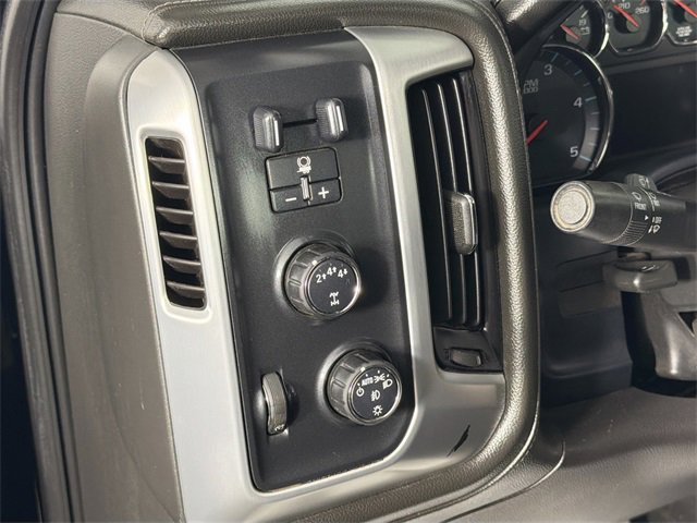 Used 2017 GMC Sierra 3500 SLT image 10