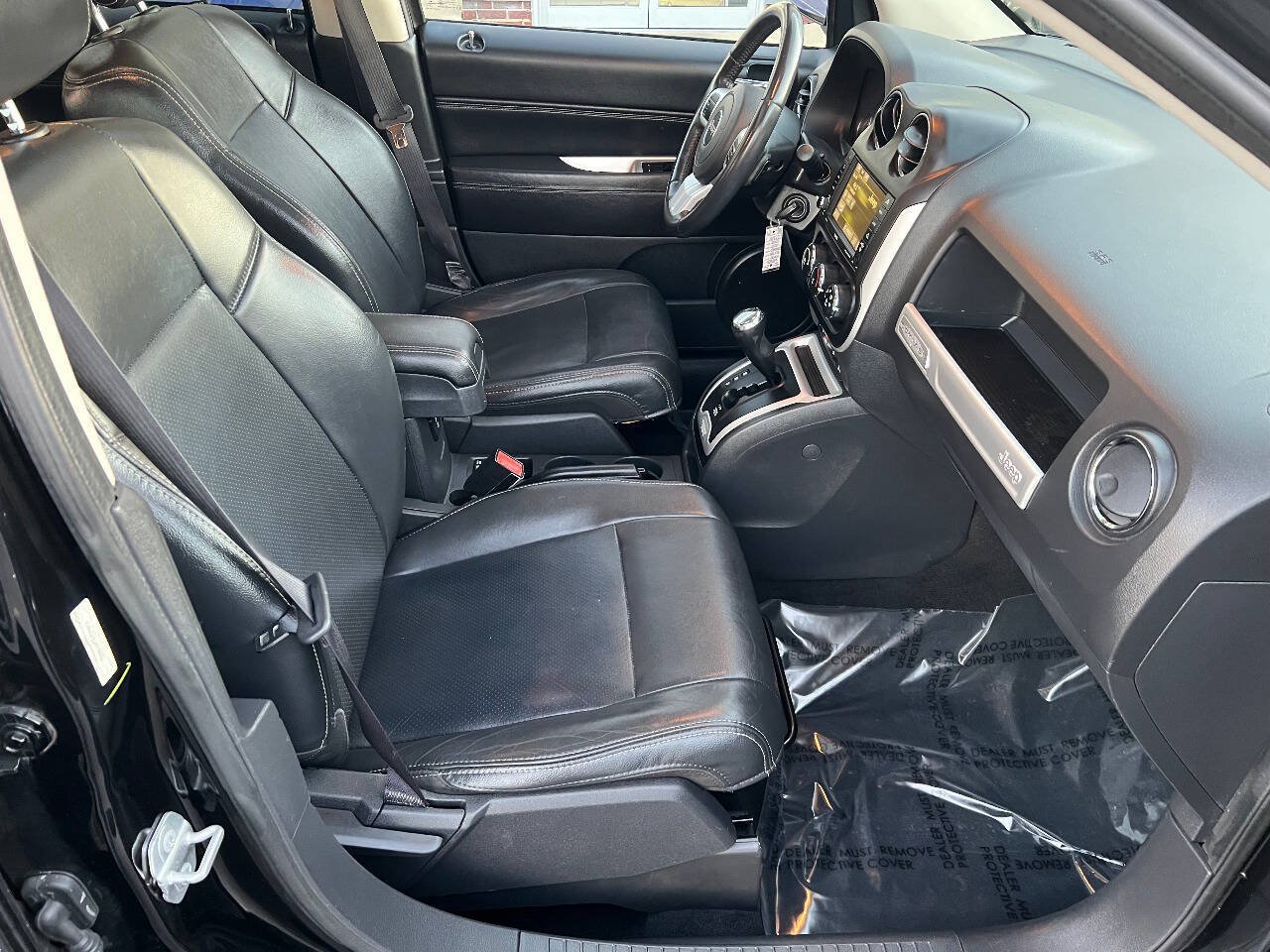 Used 2017 Jeep Compass High Altitude AWD/4WD image 25