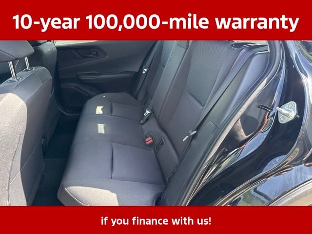 Used 2025 Toyota Prius LE FWD image 29