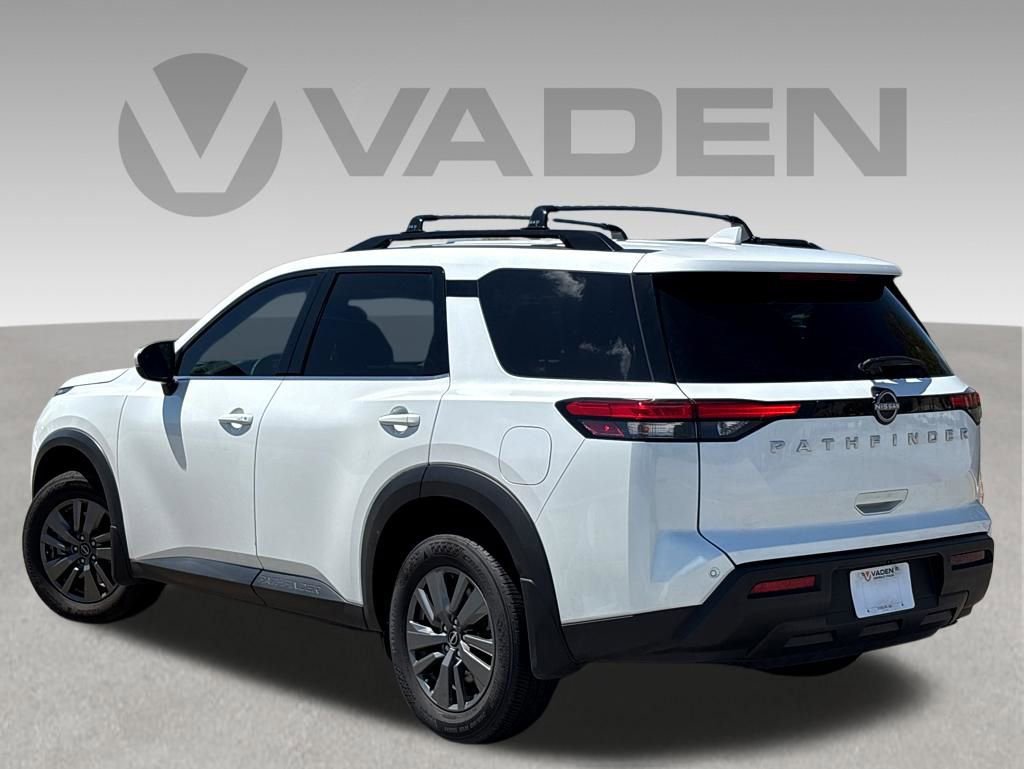 Used 2025 Nissan Pathfinder SV FWD image 24