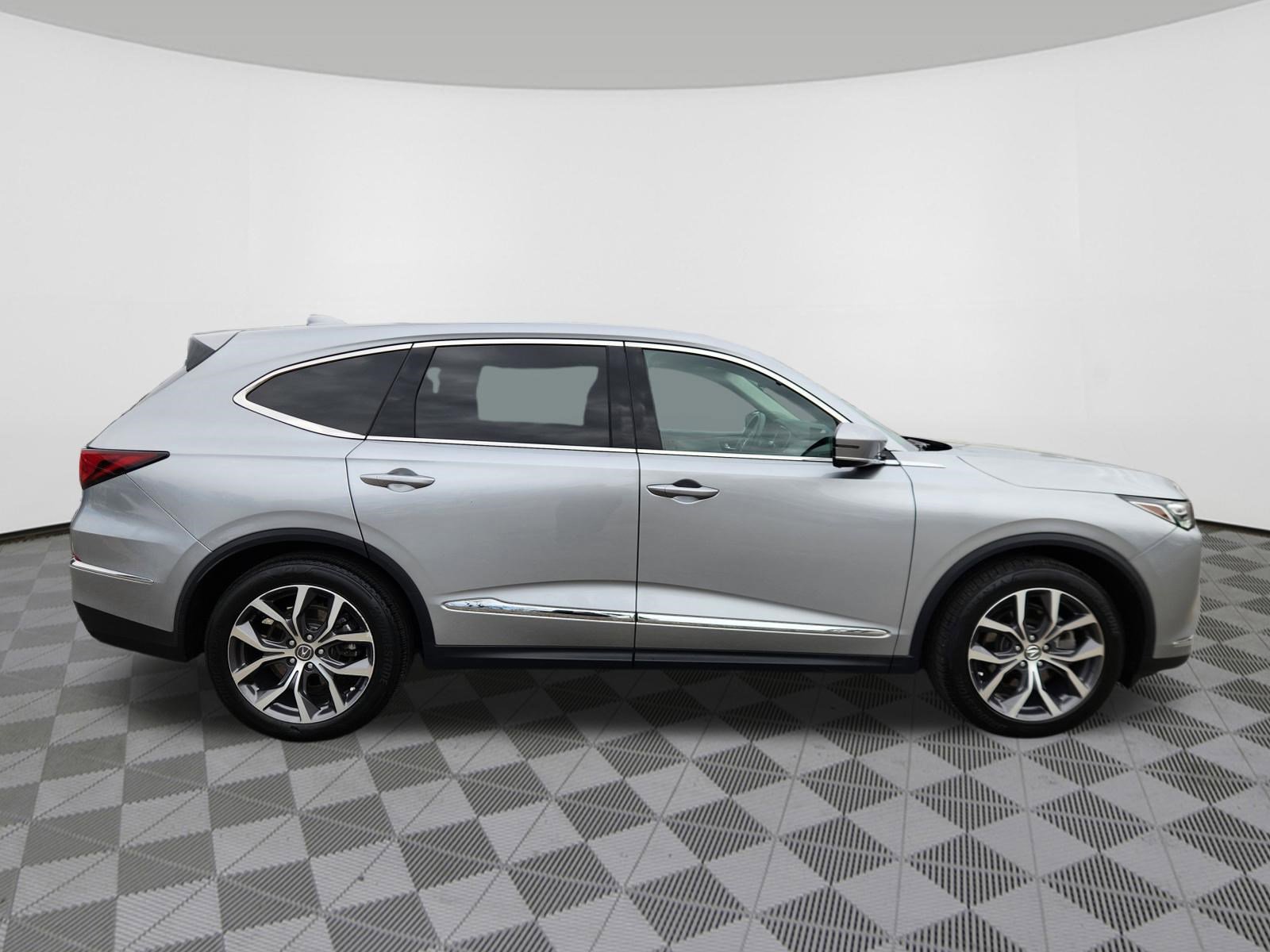 Certified 2023 Acura MDX SH-AWD w/ Technology Package image 6