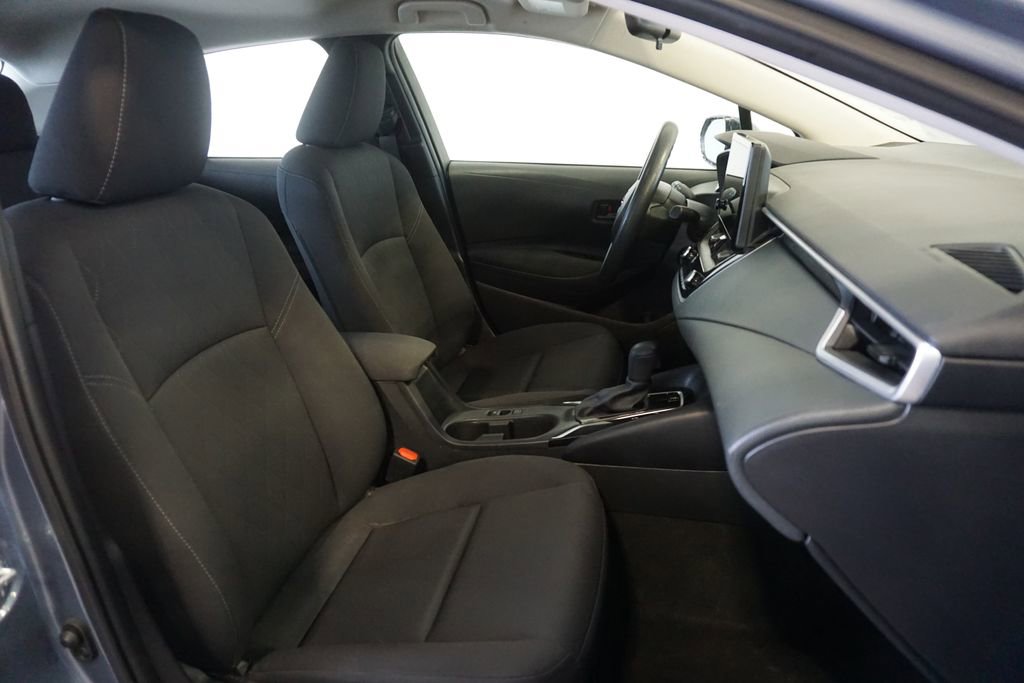 Used 2023 Toyota Corolla LE image 19