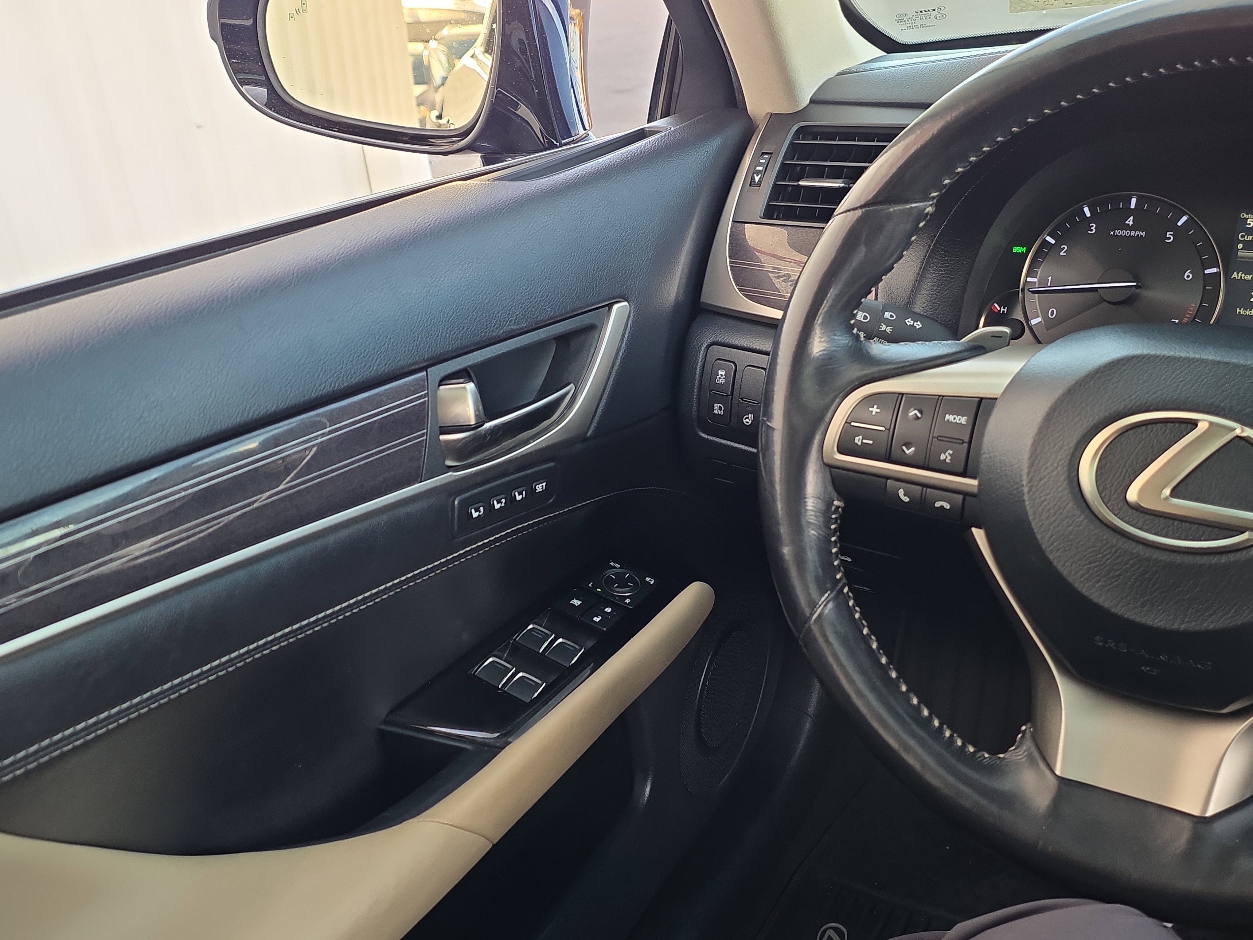 Used 2018 Lexus GS 350 AWD w/ Premium Package image 31