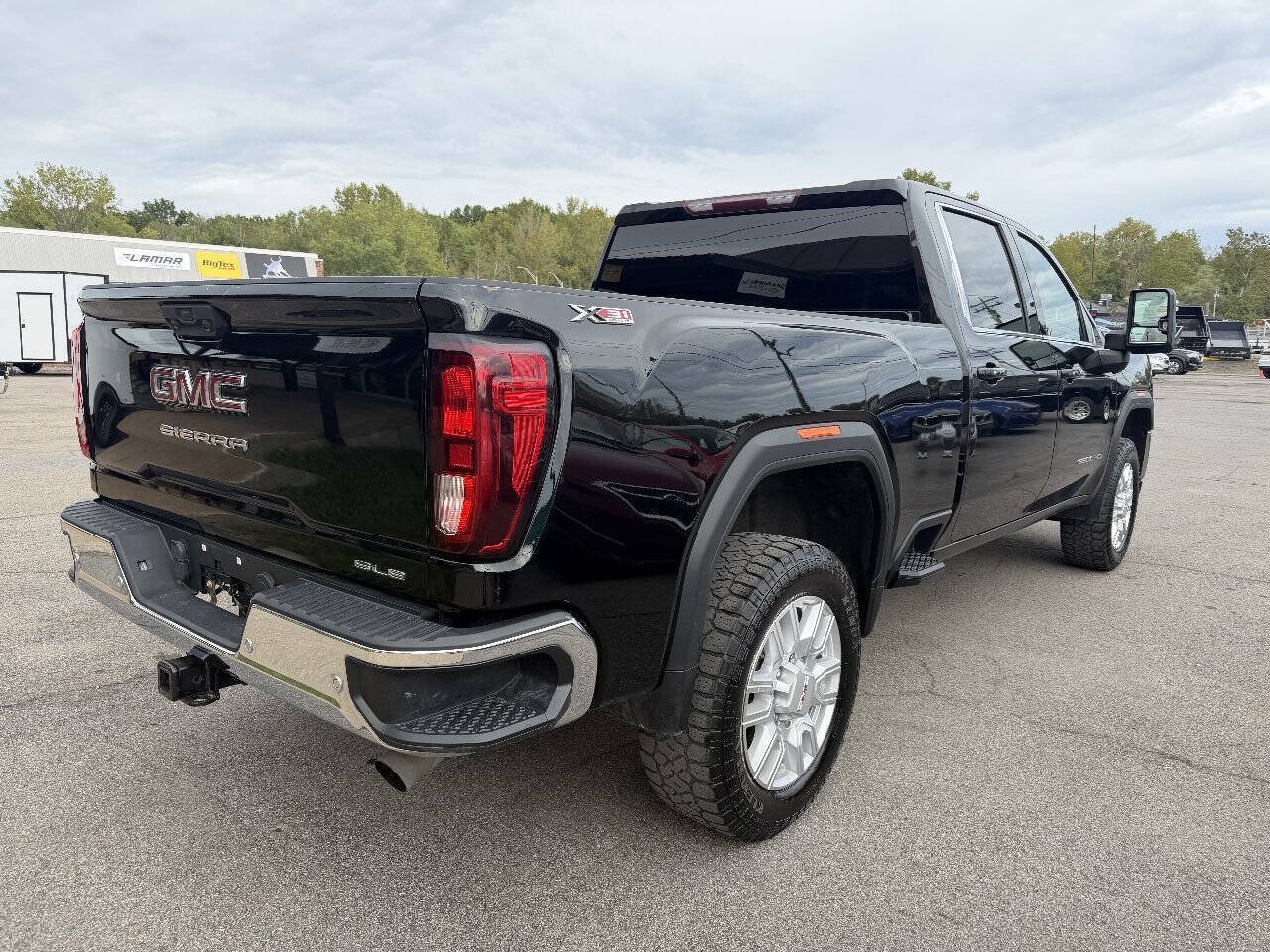 Used 2021 GMC Sierra 2500 SLE AWD/4WD image 3