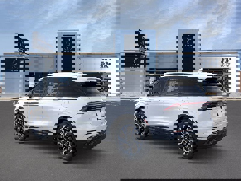 New 2026 Lincoln Nautilus Premier w/ Jet Appearance Package image 4