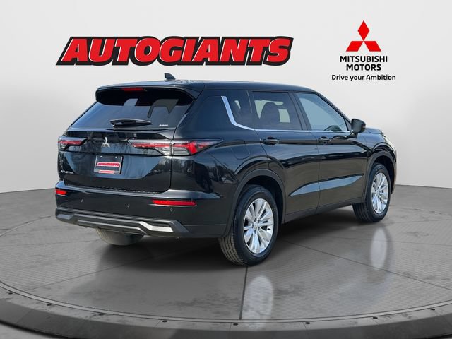 New 2026 Mitsubishi Outlander ES AWD/4WD image 2