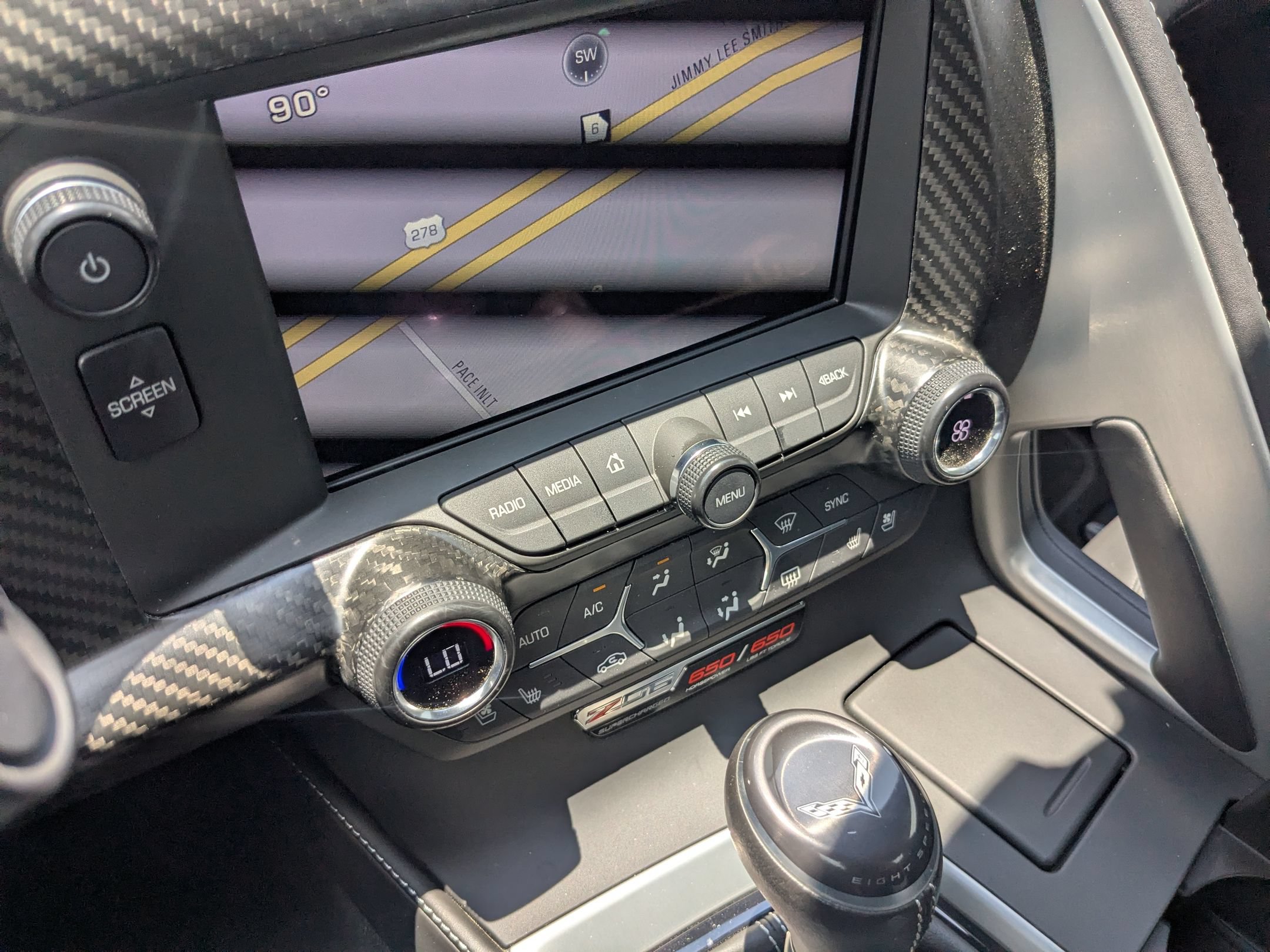 Used 2015 Chevrolet Corvette Z06 w/ 3LZ Preferred Equipment Group RWD image 19