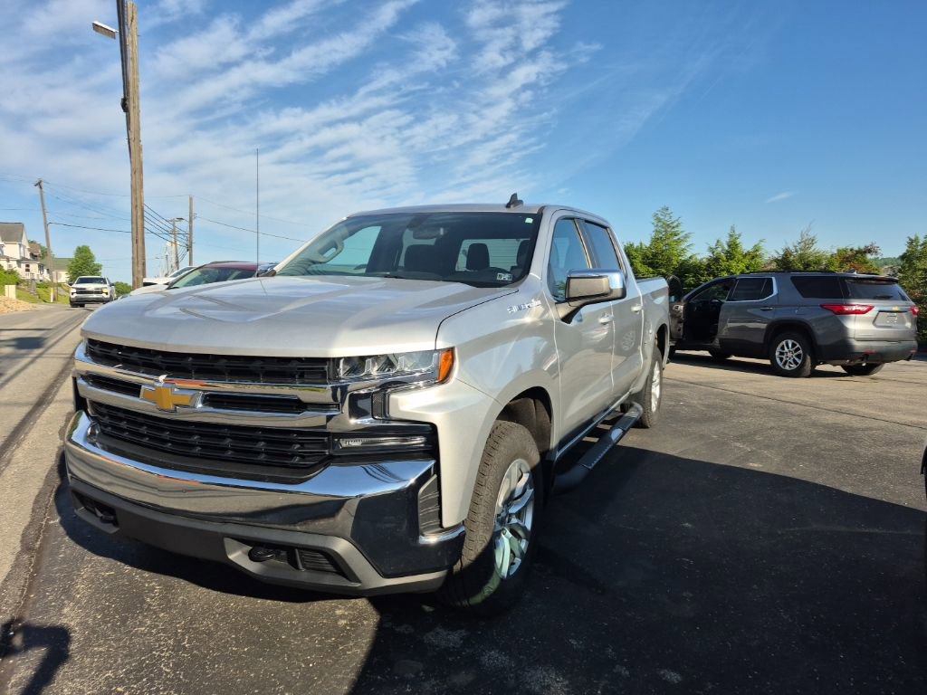Used 2021 Chevrolet Silverado 1500 LT AWD/4WD image 3