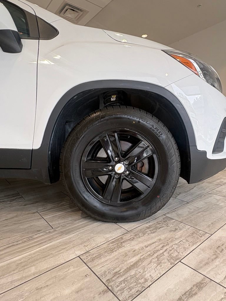 Used 2020 Chevrolet Trax LS AWD/4WD image 5