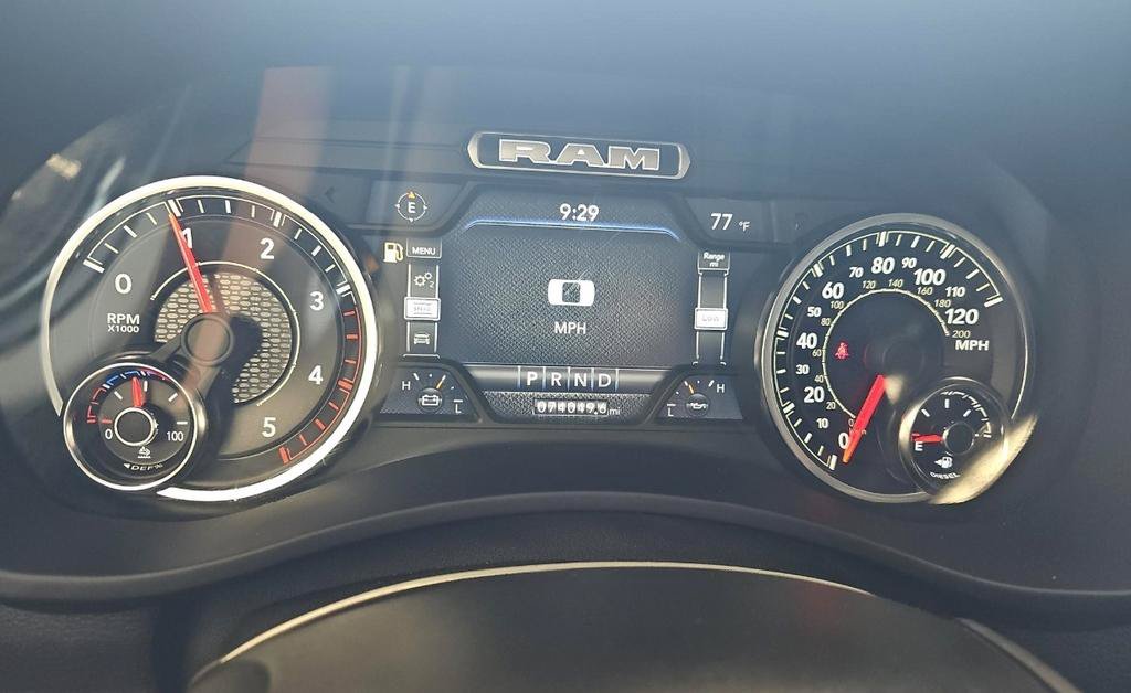 Used 2023 RAM 2500 Laramie AWD/4WD image 15