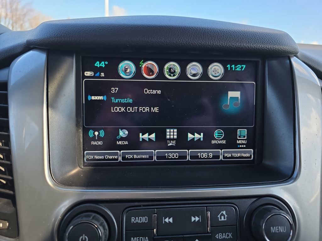 Used 2017 Chevrolet Suburban Premier image 25