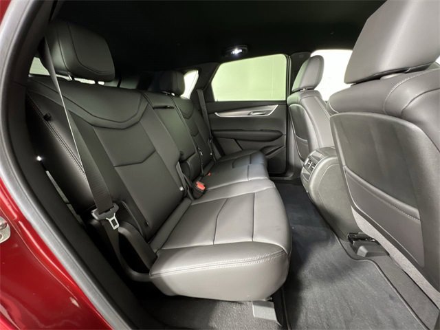 Used 2025 Cadillac XT5 Luxury image 27