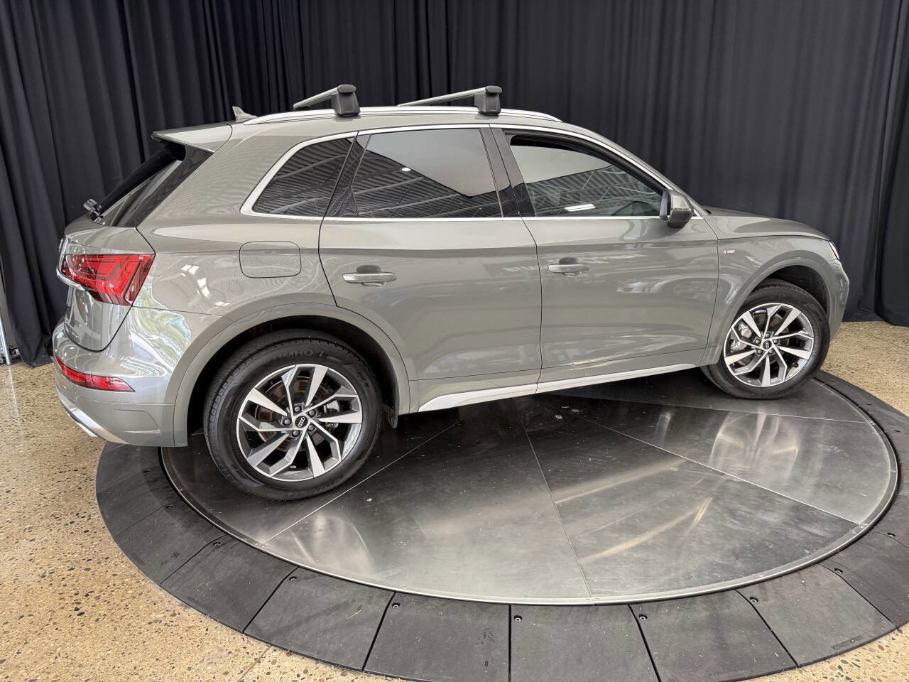 Used 2023 Audi Q5 2.0T Premium Plus w/ Premium Plus Package image 8